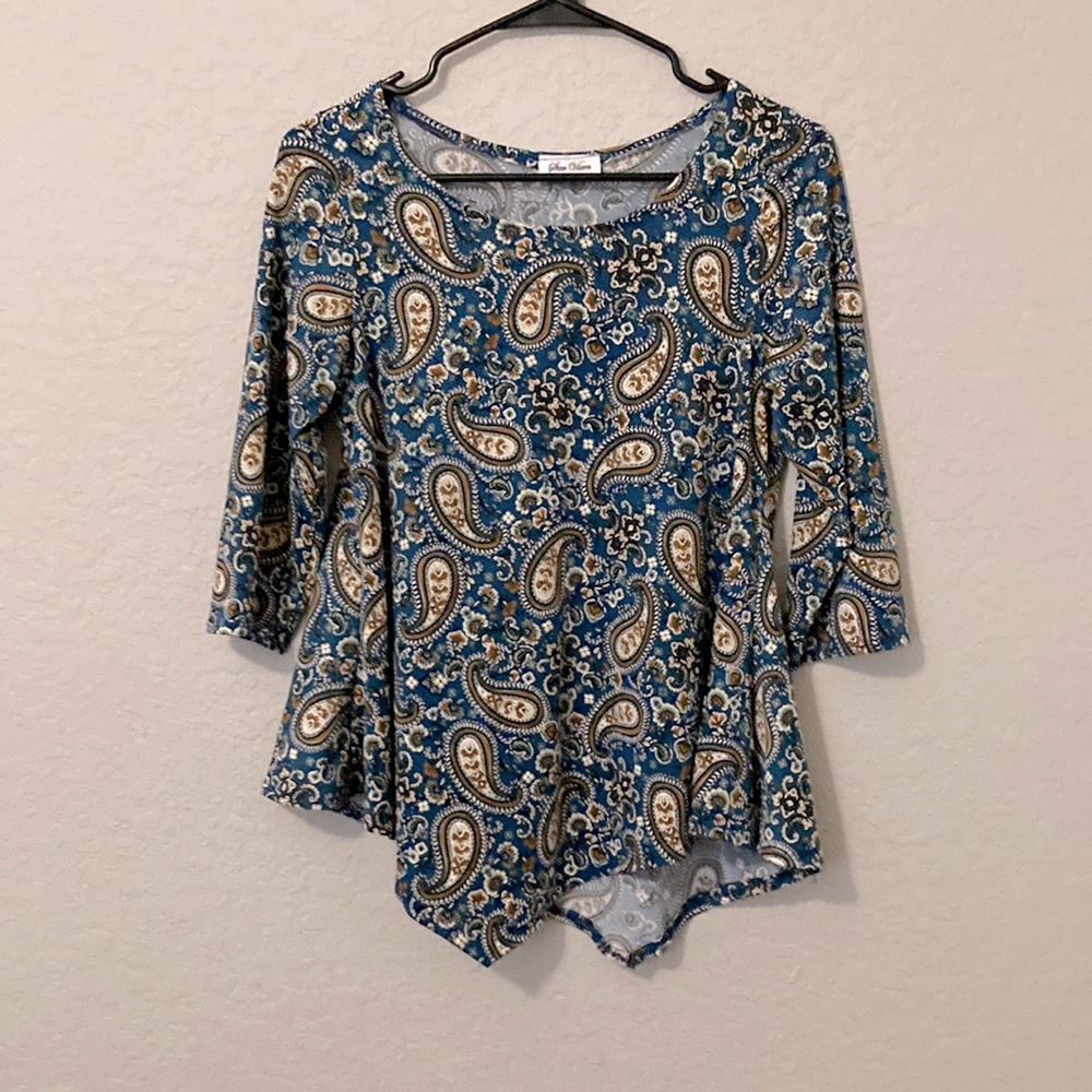 Star Vixen Elbow-cinch sleeve Hanky Hem Top